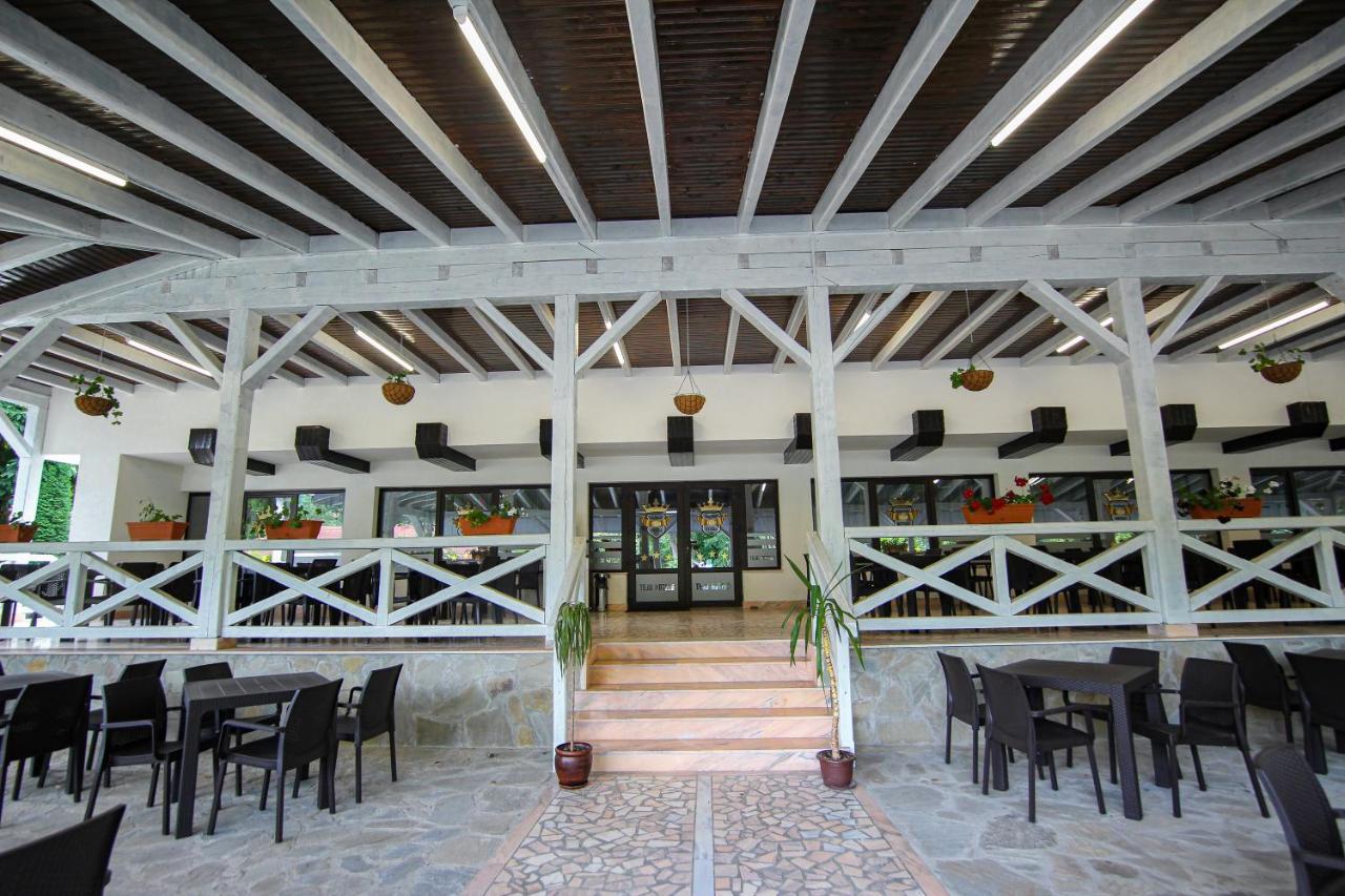 Teju Hotels Slănic Exterior foto